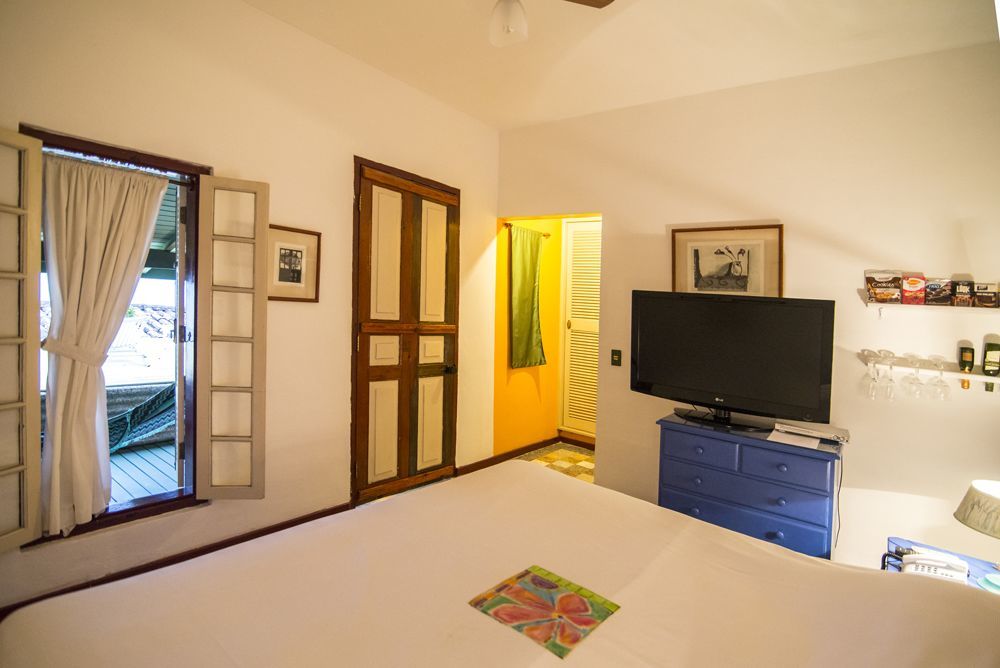 Hotel Pousada Maison Joly Ilhabela Kültér fotó